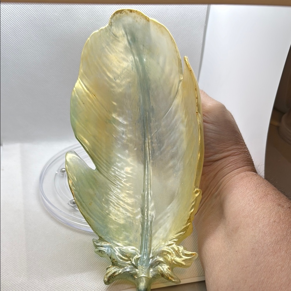 Elegant Gold and Silver Feather Resin Accent - Picture 9 of 12